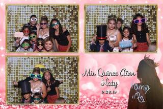 Mirrored Images Photo Booth - 6