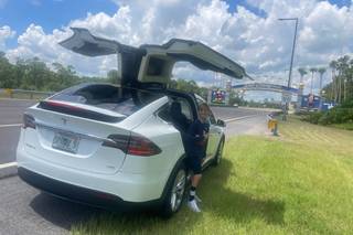 Tesla Limousine Service of Orlando - 14