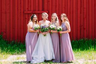 Daisy's Front Porch Flowers, Events & Creative Studio - 58