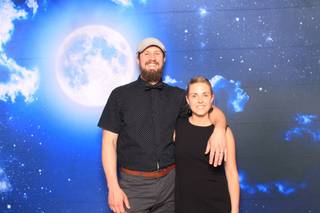 Smile Lounge Interactive - 32
