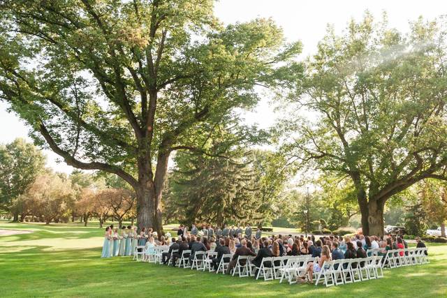 Brookside Golf and Country Club 2