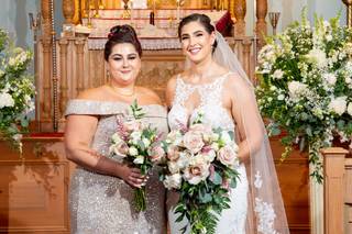 Brattle Square Florist - 10