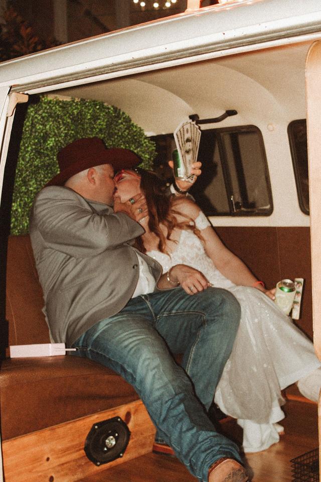 Stevie the Photo Bus - 3