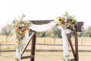 Samantha Greenfield Designs in Floral Artistry - 40