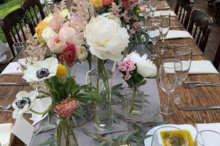 TG Designs flowers, gifts, & garden - 4