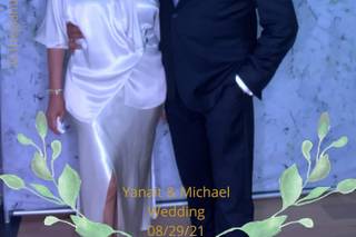The Glam Mirror Photobooth - 3
