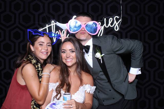 Starlight Photo Booth - Photo Booth - Louisville, KY - WeddingWire