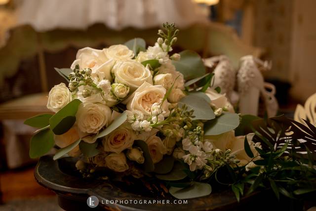 EC FLORAL DESIGN & EVENTS 1