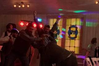 Todds DJ Entertainment Services - 6