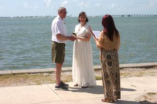 Kissing Fish Weddings - 5