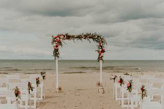 MoonRise Floral Design - 16