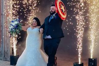 Della Curva (Plus-Size Bridal Salon) - 8