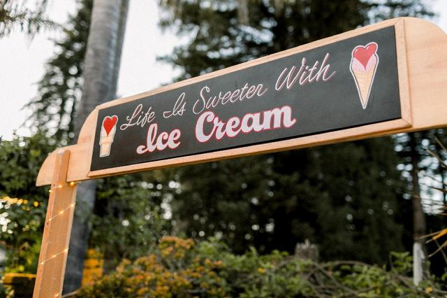 SweetSurf Catering - 1
