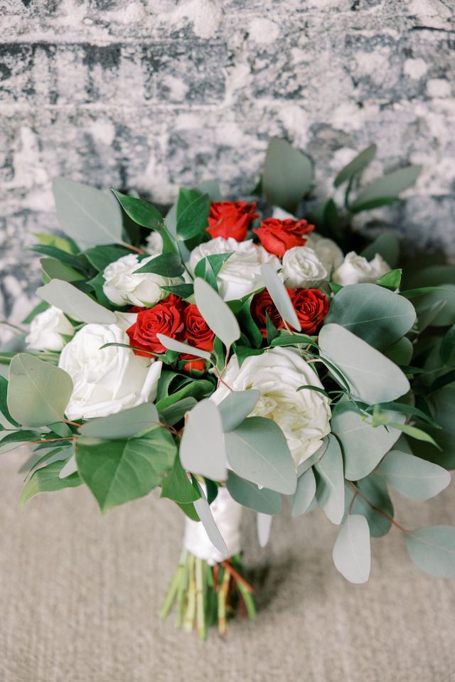 La Vie en Rose Floral & Event Designs - 2