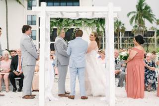 Lhegendary Weddings - 40