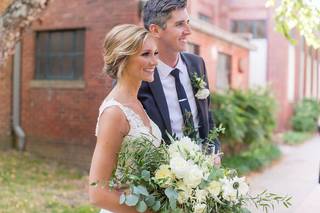 Fleur De Lis Florist - 73