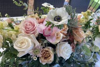 Gilded Blossoms Bridal Design - 13