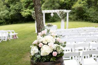 Personal Touch Party Rentals & Events - 1