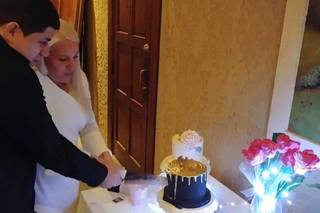 EK Cakery - 34