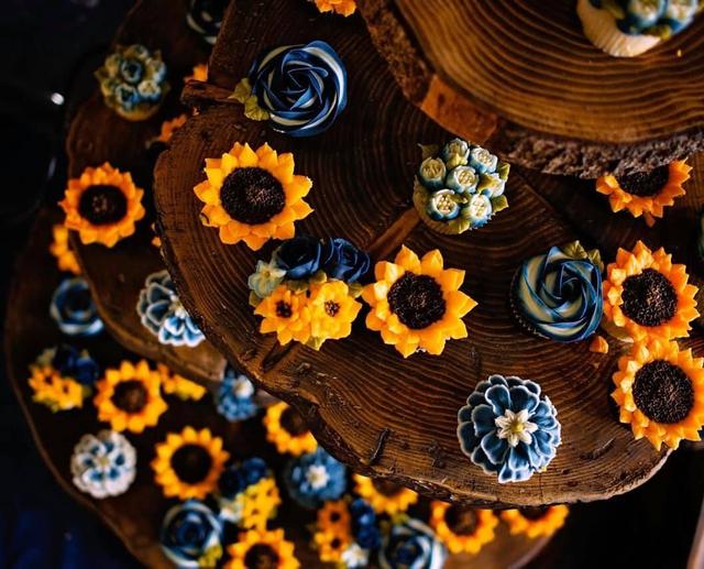 Sweet Bouquets Cupcakes - 4