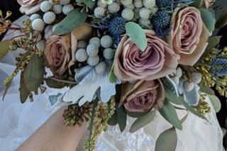 Amore Fiori Flowers and Gifts - 83