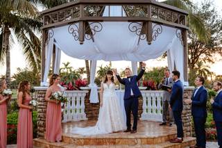 Laura Jacobs Bridal - 13
