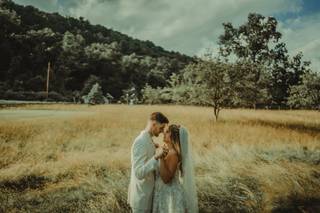 Awe•Struck Entertainment - 47