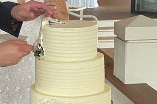 Bloom Custom Cakes - 42