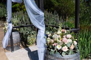Pedy's Petals Flower & Event Design - 6