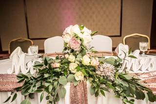 Clare's Corner Floral - 103