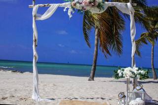 Ocean Breeze Weddingz - 12