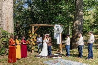 Crooked River Farm Weddings LLC - 5