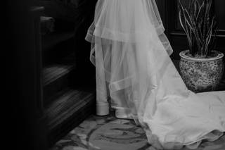 Ali & Garrett Wedding Photographers - 23