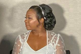 Mia Farah Beautique - Ultimate Hair & Makeup - 25