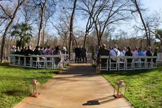 Casa Blanca On Brushy Creek - 33