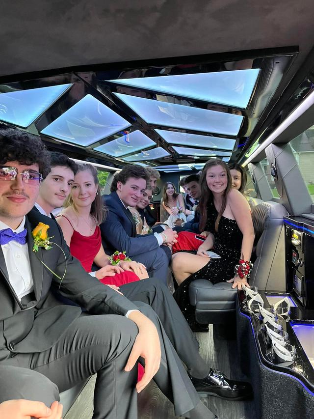 Lifestyle Limousine Company - 2