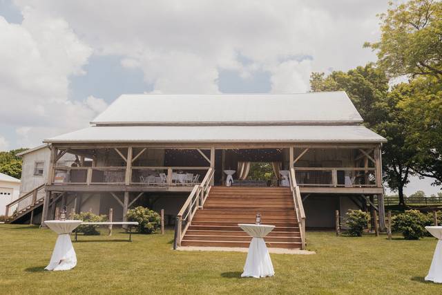 Hidden Vineyard Wedding Barn 3