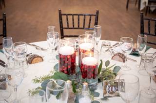 Dream Designs Florist and Wedding Boutique - 35