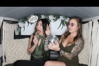 Happy Camper Photo Bus - 22