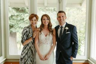 Annemarie Juhlian, Seattle Wedding Officiant & Minister - 24
