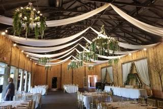 The Barn - Bella Amore - Glass on Enchanted Acres - 51