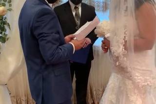 Rev Hen - Wedding Officiant - 11
