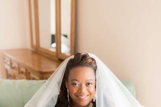 Strut Bridal Salon - 14