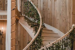 Whispering Oaks Wedding Venue - 7
