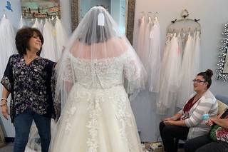 Marianne's Bridal Outlet - 18