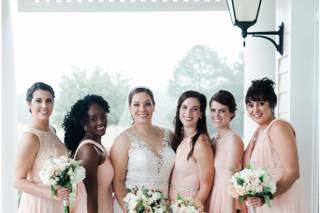 Willow and Lace Hairstyling - 111