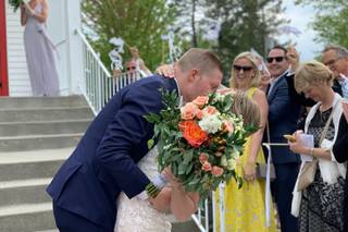 Wasserman's Flowers & Gifts - 10