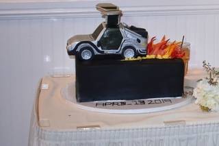 Johnson's Custom Cakes - 23