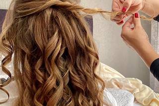 Make-Up & Hairstyle by Yani - 11