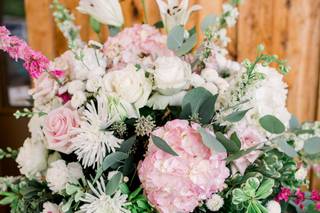 Romance & Rust Weddings and Events, LLC. - 21